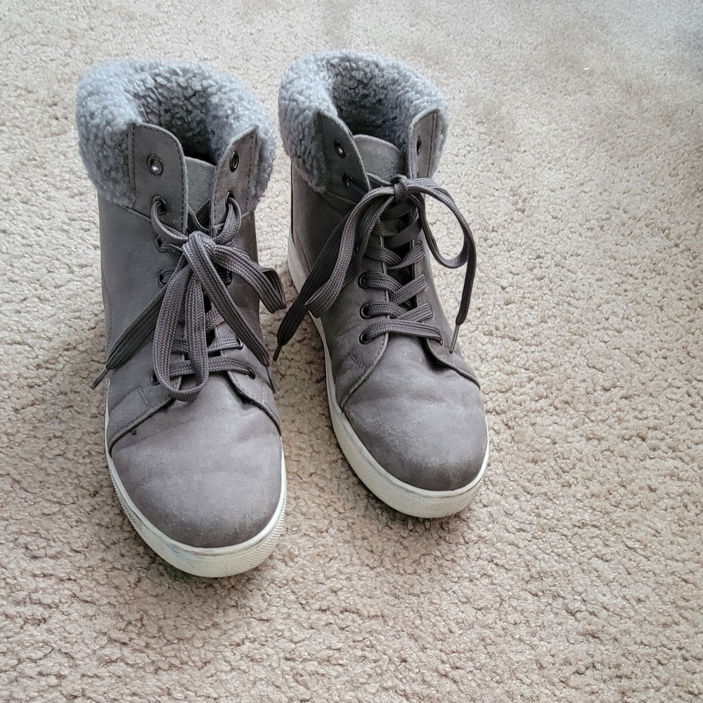 Grey sneakers (high top) cuff has fuzzy fabric